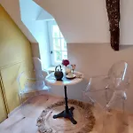 Exupere