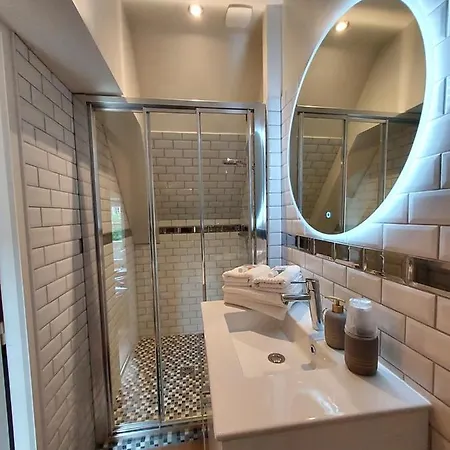 Exupere Apartment